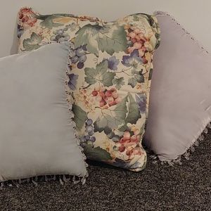 Coordinating Room Accents